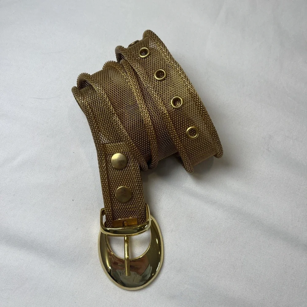 Vintage Gold-tone Metal Mesh Women's Adjustable Belt 37